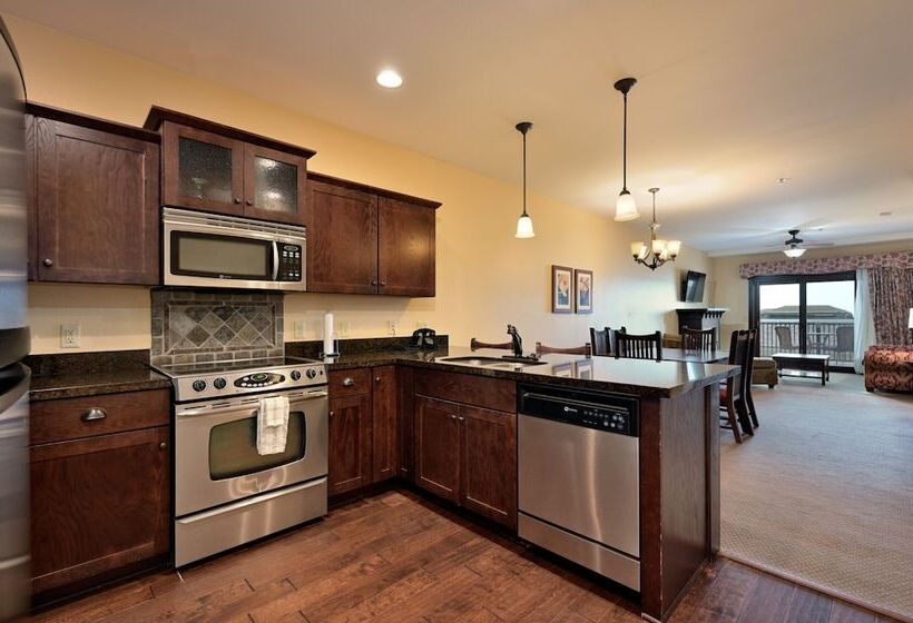 Lomakeskus Chase On The Lake