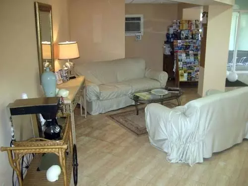 渡假胜地 The Diplomat Beach Club Suites