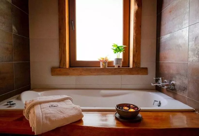 אתר נופש Roca Negra