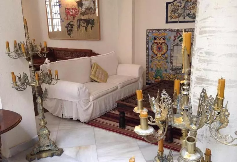 簡易ホテル Nüa Santa Cruz