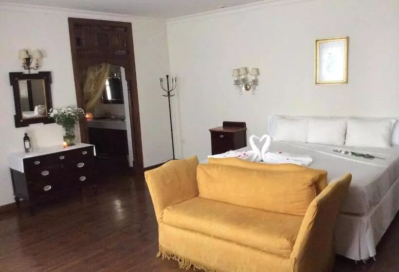 簡易ホテル Nüa Santa Cruz