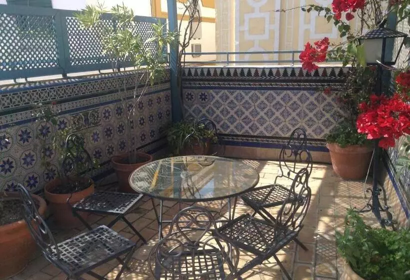 簡易ホテル Nüa Santa Cruz