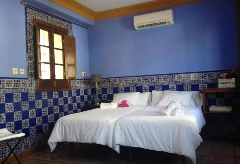 簡易ホテル Nüa Santa Cruz