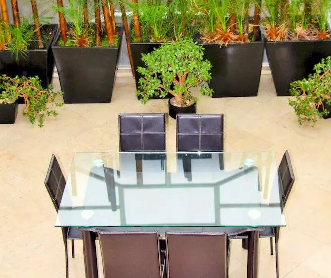 Suites Hipolito Taine