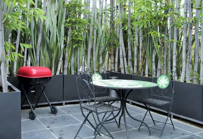 Suites Hipolito Taine