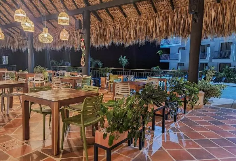 Hotelli Arboreo Doradal