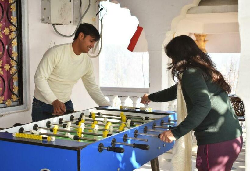 호텔 Himalayan Retreat Neelkanth