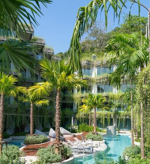 هتل Panwaburi Beachfront Resort