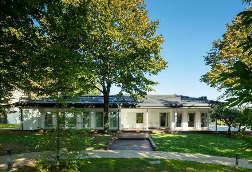 ペンション 70 S Wood House