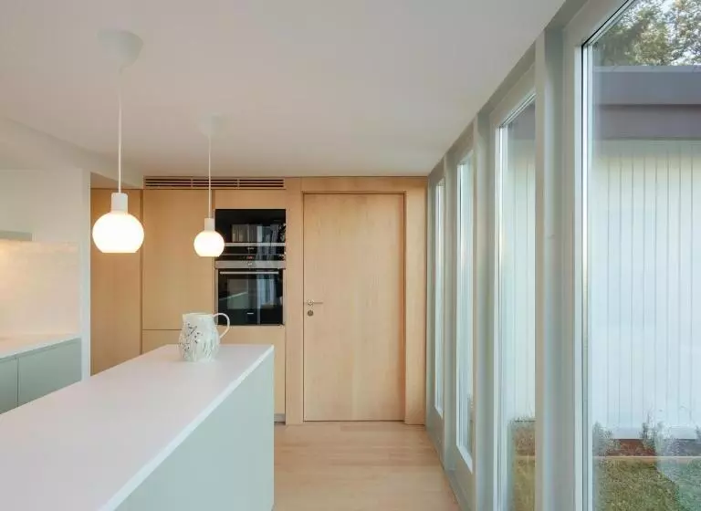 ペンション 70 S Wood House