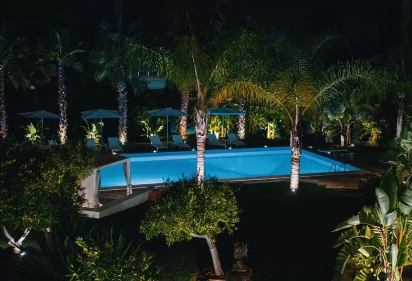 Bed and Breakfast Emesh Boutique Suite