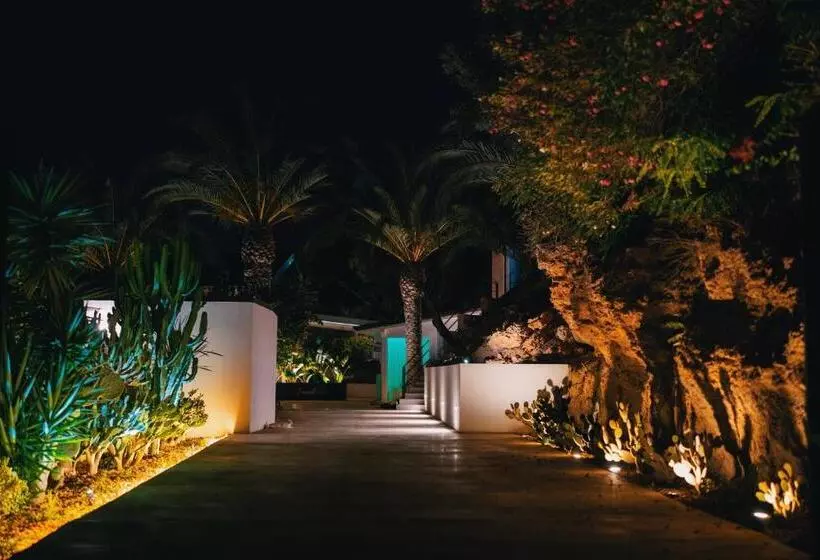 Bed and Breakfast Emesh Boutique Suite