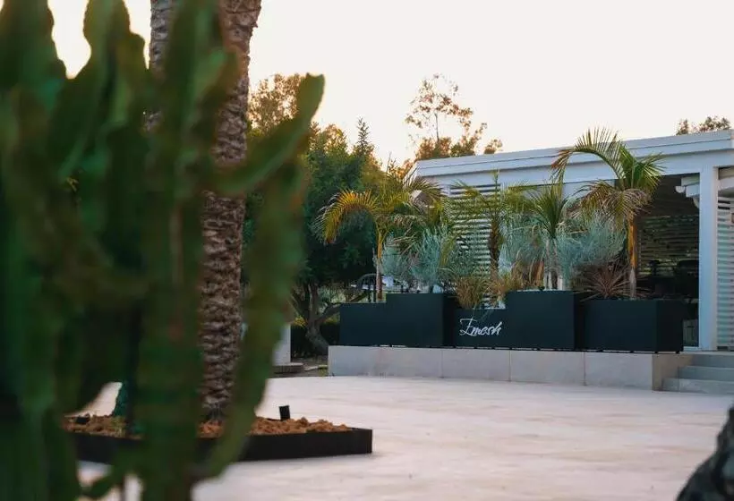 Bed and Breakfast Emesh Boutique Suite