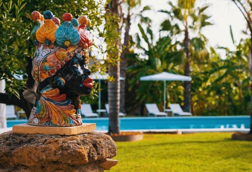 Bed and Breakfast Emesh Boutique Suite