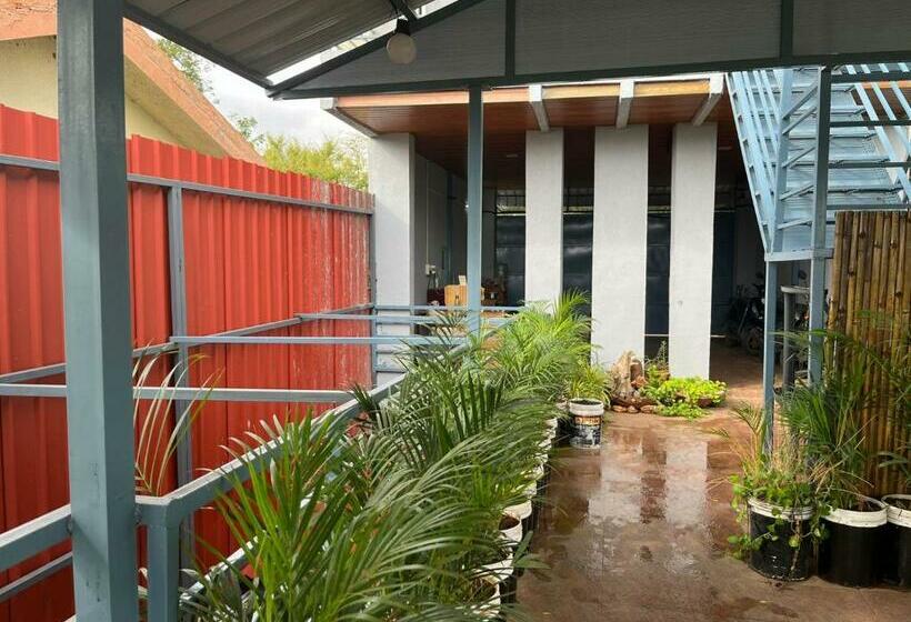 مبيت وإفطار Nitya Eco Resort & Farmhouse