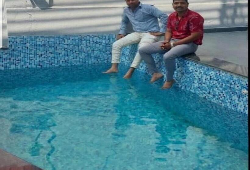 مبيت وإفطار Nitya Eco Resort & Farmhouse