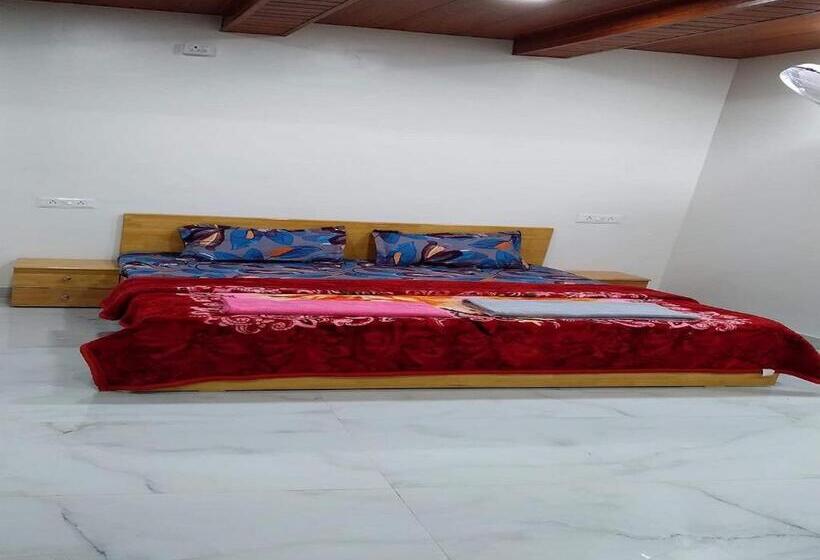 مبيت وإفطار Nitya Eco Resort & Farmhouse