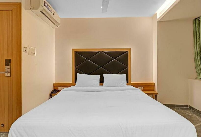 酒店 Capital O 84240 Galaxy