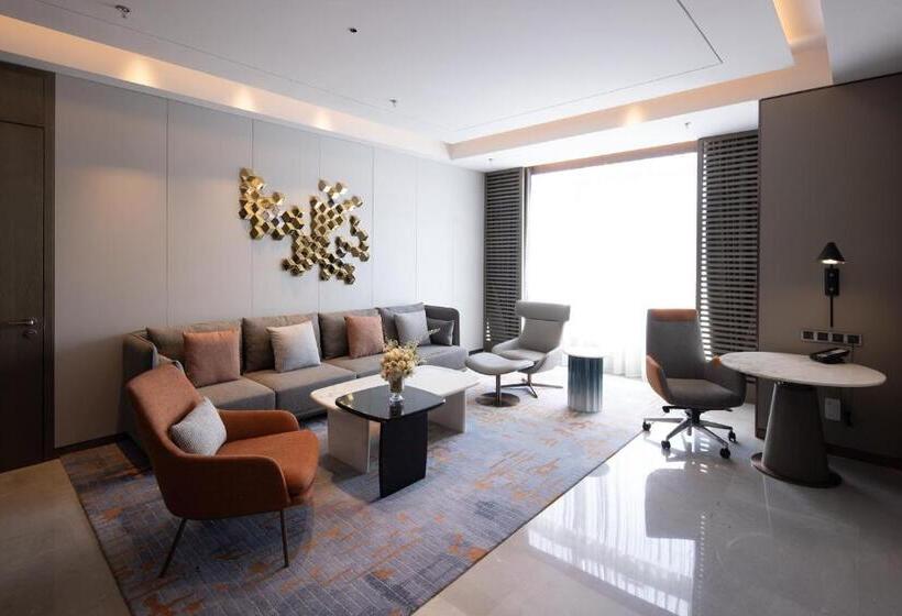 Hotel Crowne Plaza Qingdao Jinshui, An Ihg