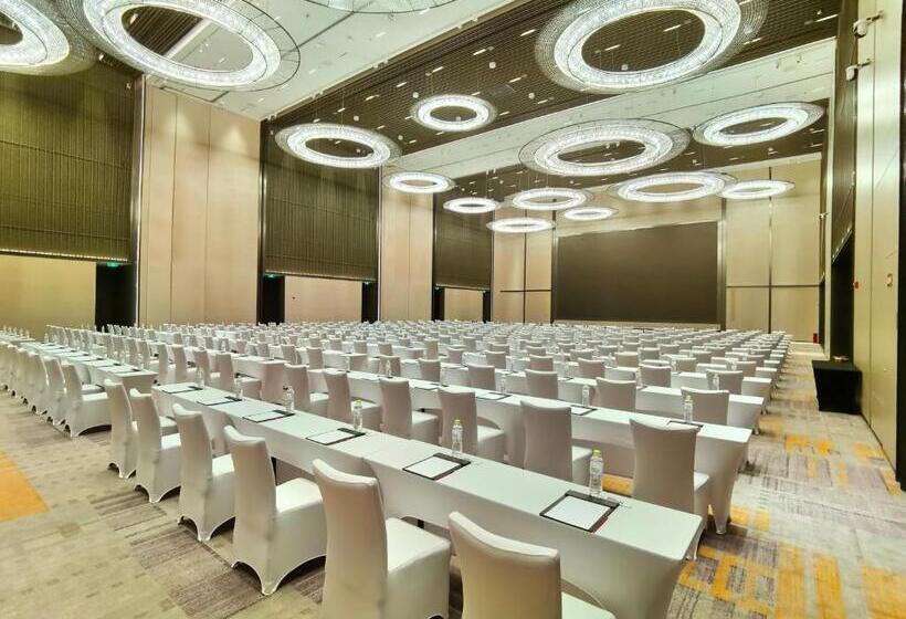 Hotel Crowne Plaza Qingdao Jinshui, An Ihg