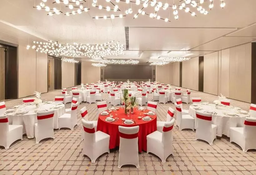 هتل Crowne Plaza Qingdao Jinshui, An Ihg