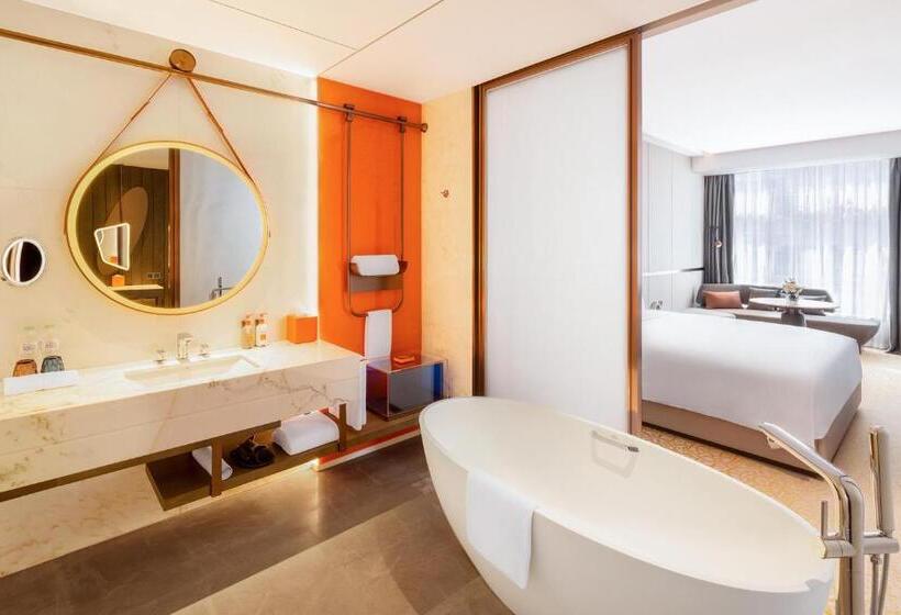 Hotel Crowne Plaza Qingdao Jinshui, An Ihg