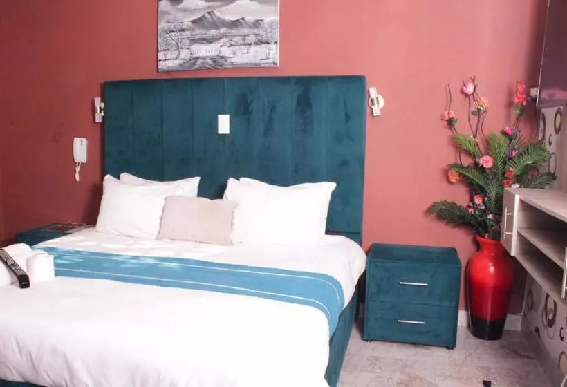 ホテル Gold Crown International