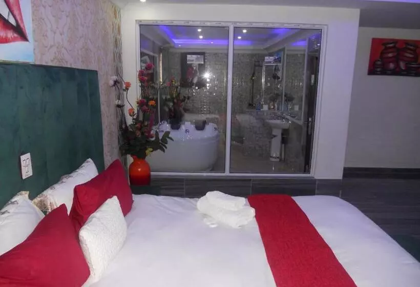 ホテル Gold Crown International