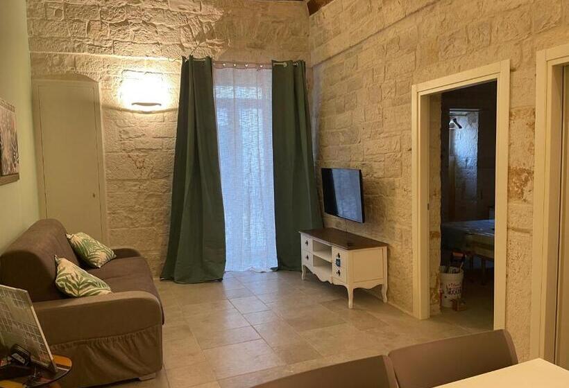 ペンション Antico Corso 74