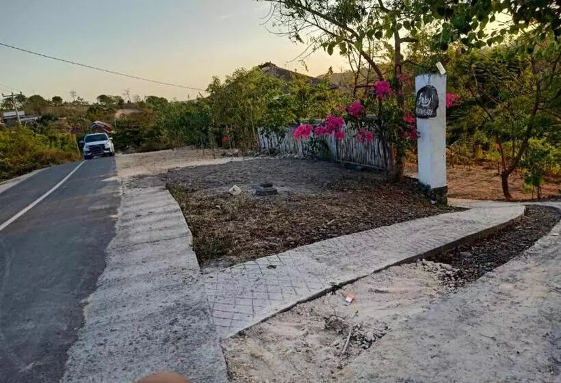 ペンション Feby S Homestay