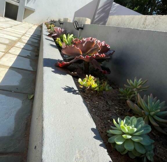 پانسیون Guest House On Gillian Unit 4