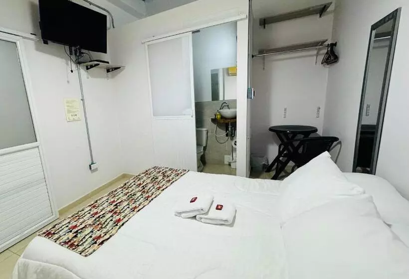 Majatalo Hostal Bon Hábitat