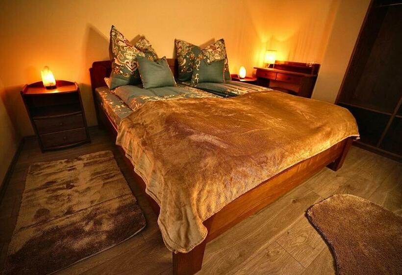 צימר Bacchus Pub és Panzió