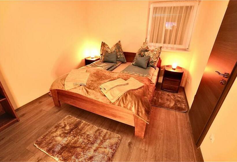 צימר Bacchus Pub és Panzió