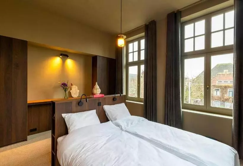 Aamiaismajoitus (B&B) New Park Edition Adults Only