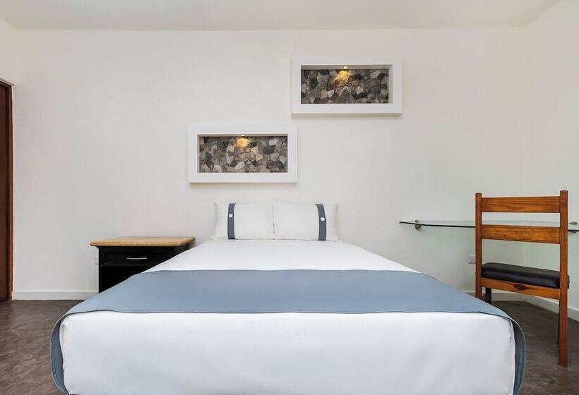 Capital O Hotel Joyma Suites, San Luis