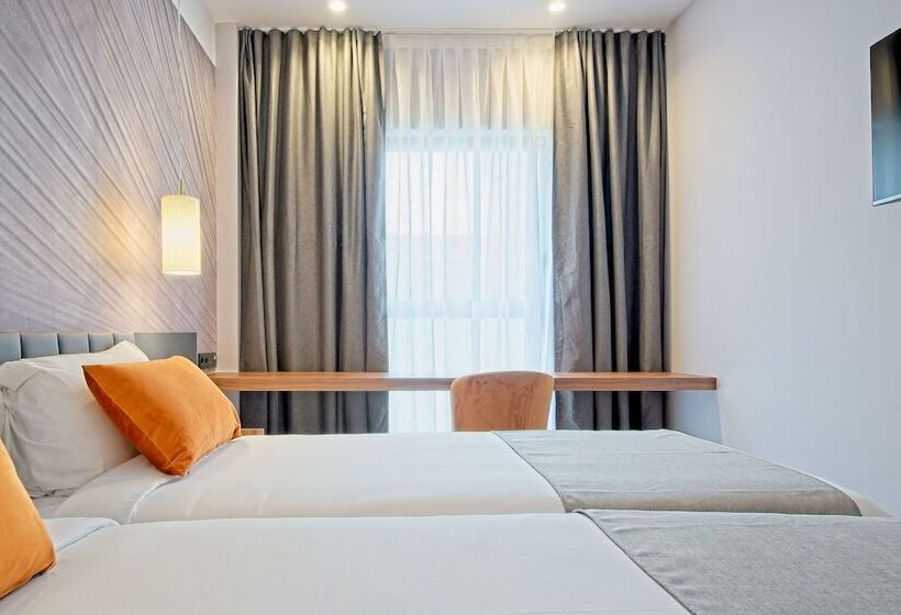 Hotel DWO Yuste Alcalá