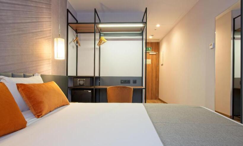 Hotel DWO Yuste Alcalá