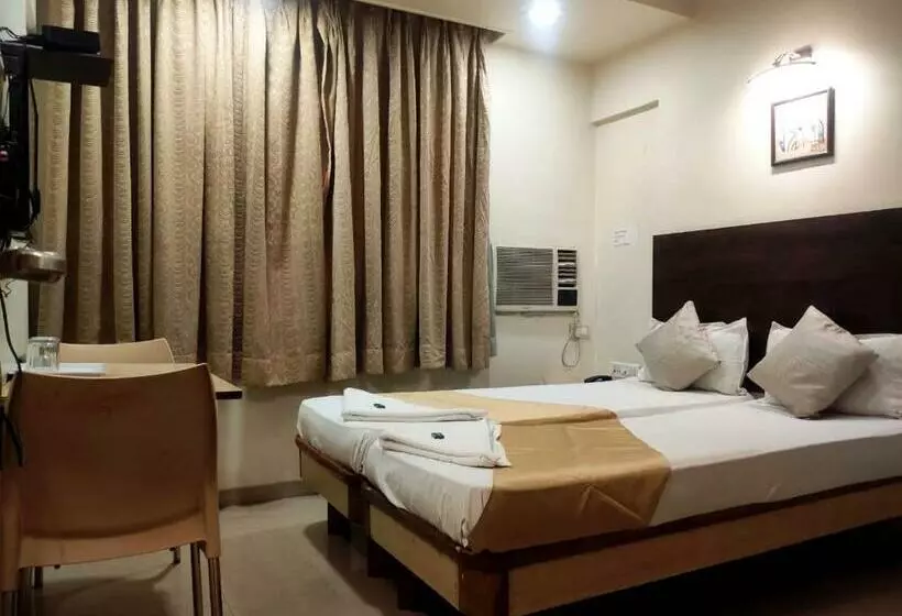 ホテル Ghansoli Konark In Lodging & Boarding