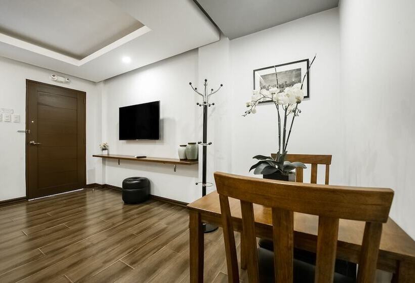 ホテル Oyo 839 Monte Bianco Boutique