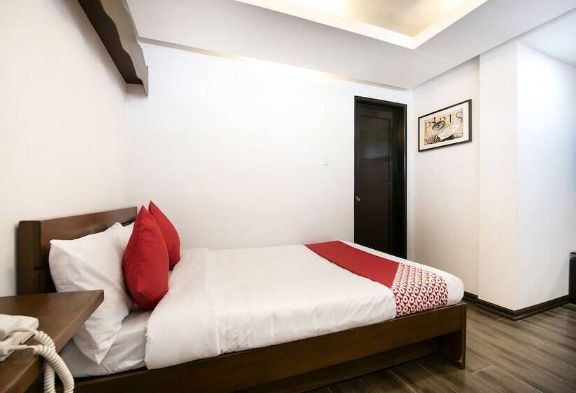 ホテル Oyo 839 Monte Bianco Boutique