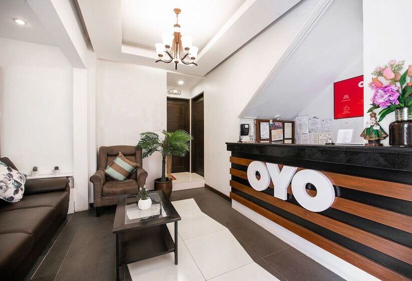 ホテル Oyo 839 Monte Bianco Boutique