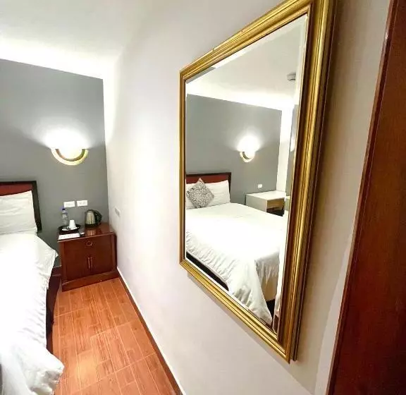 Accel Hotel La Quinta