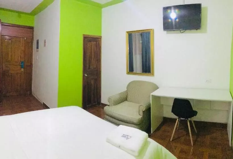 Accel Hotel La Quinta