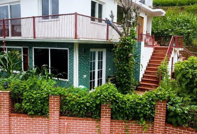 Пансион Tatva Veda Homestay & Hostel