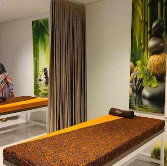 Cozzy Stay Hotel Semarang By Sinergi