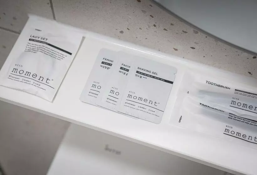 Croissant Hotel Guri By Aank