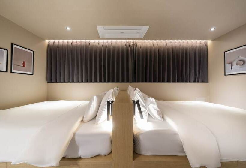 Croissant Hotel Guri By Aank