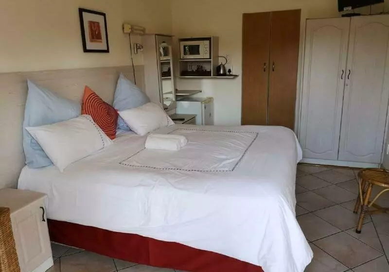 Dolphin Coast B&b / Self Catering