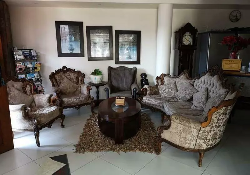 Dolphin Coast B&b / Self Catering